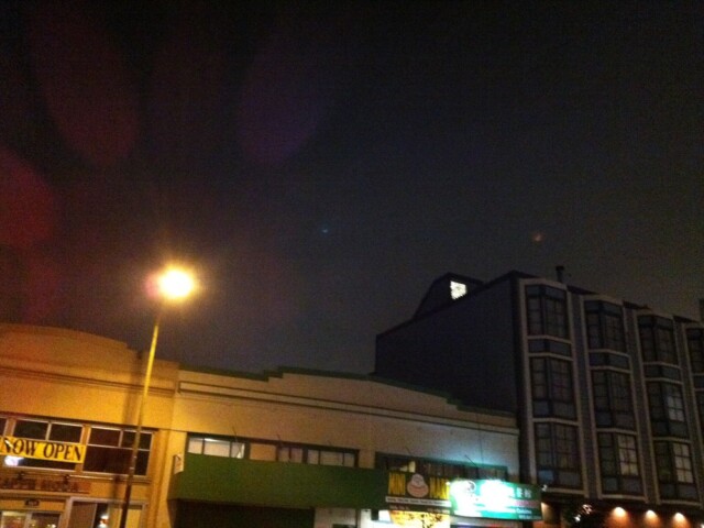 Skinny crescent in there. Can you see it?